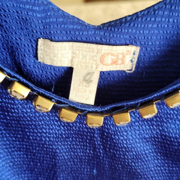 Top - Picture 3 of 3